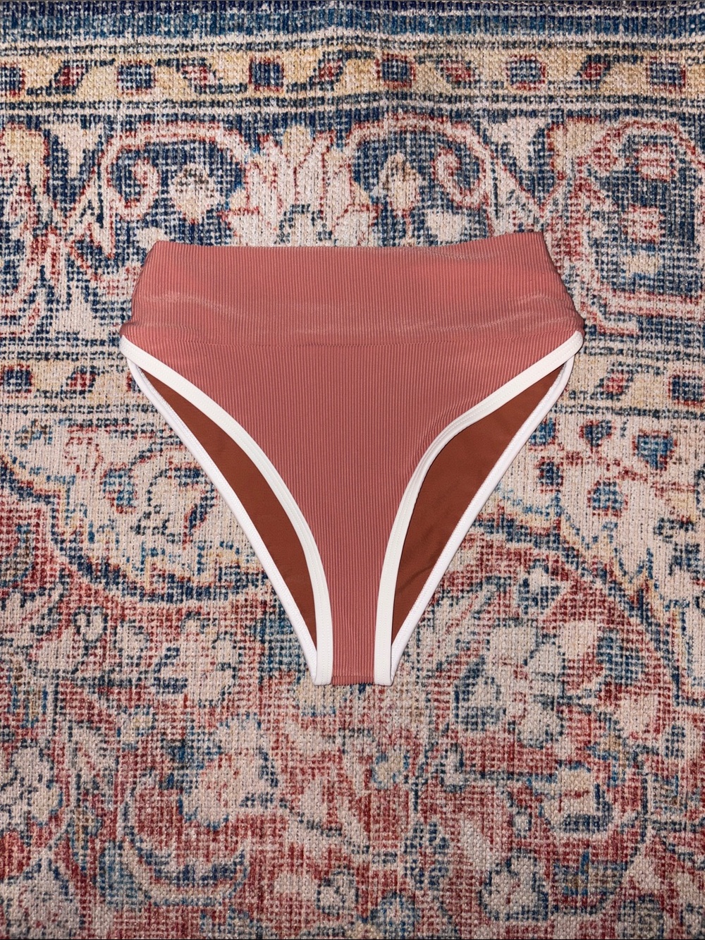 LainSnow Kiawah Bikini Bottoms in Sangria SZ XS NWOT